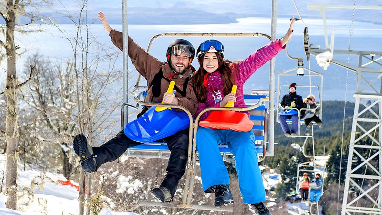 Dia De Neve No Parque De Inverno Piedras Blancas (2)