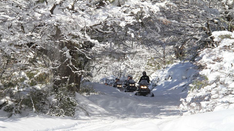 Fondue E Motos De Neve Ao Pôr Do Sol No Cerro Catedral foto 5