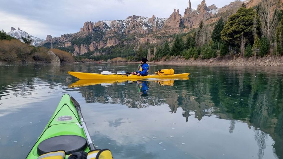 Passeio De Caiaque No Rio Limay E No Vale Encantado foto 5