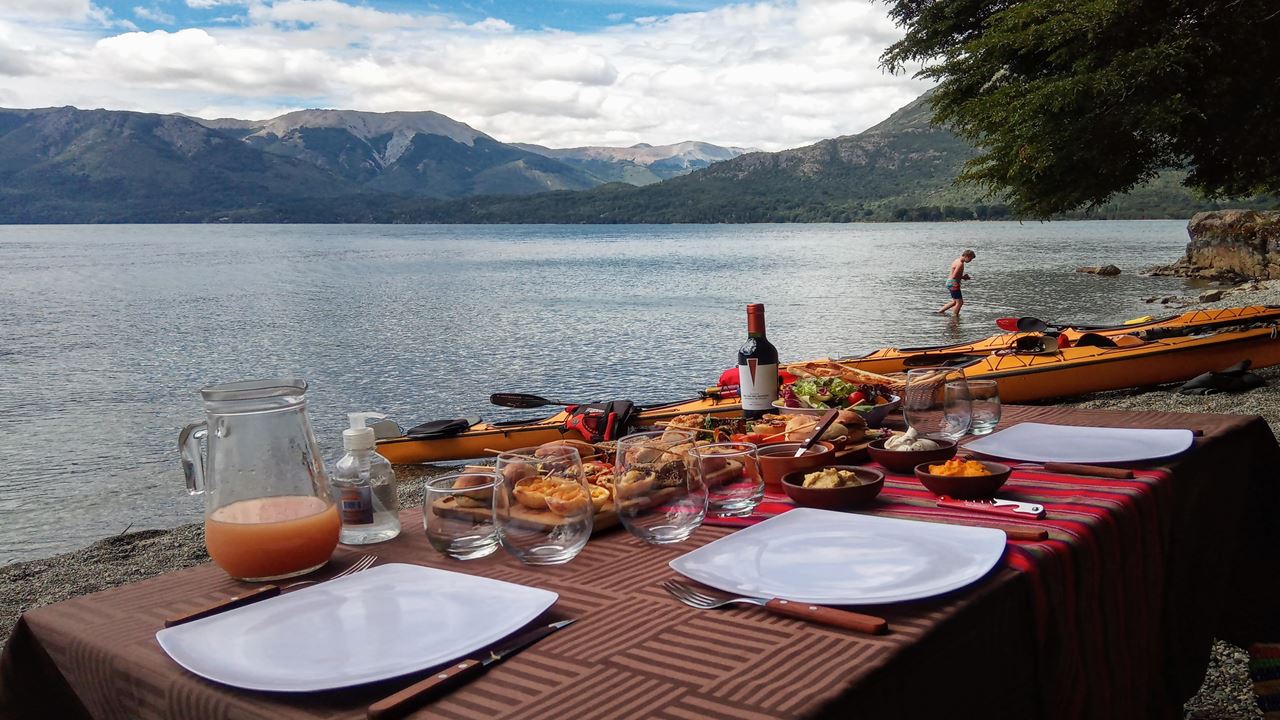 Kayak Y Trekking En Lago Mascardi En Privado (7)