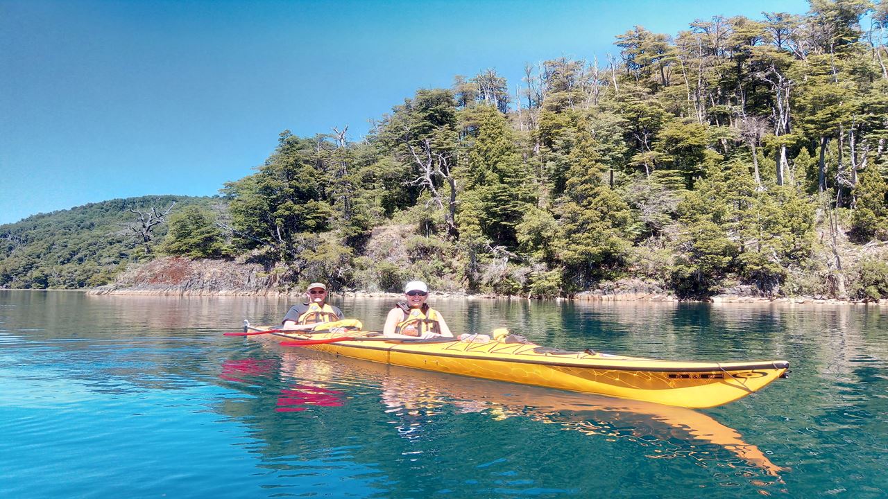Kayak Y Trekking En Lago Mascardi En Privado (6)