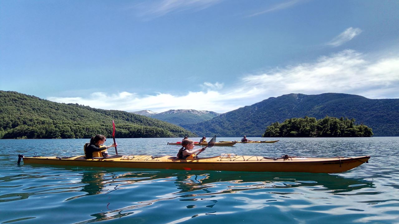 Kayak Y Trekking En Lago Mascardi En Privado (3)