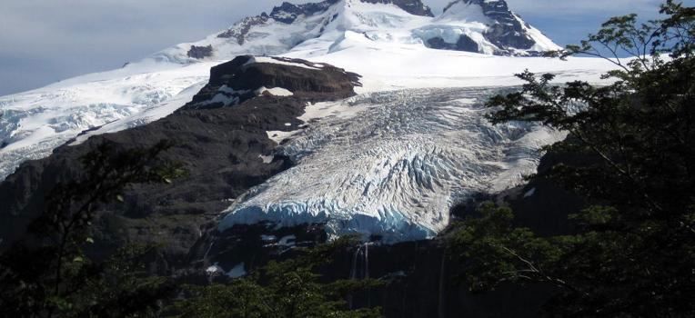 Cerro Tronador: Montanhas e Glaciares por um Dia foto 5
