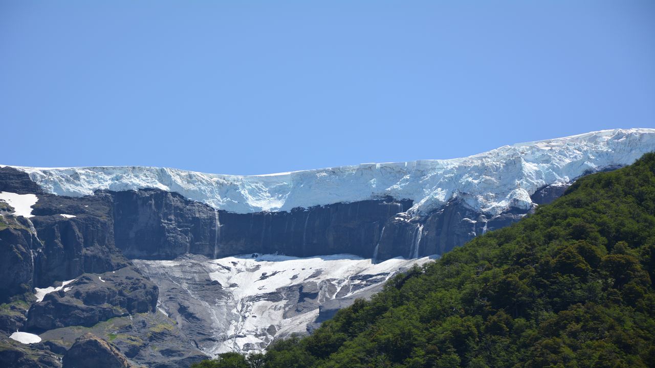 Montanhas E Geleiras Do Monte Tronador (1)