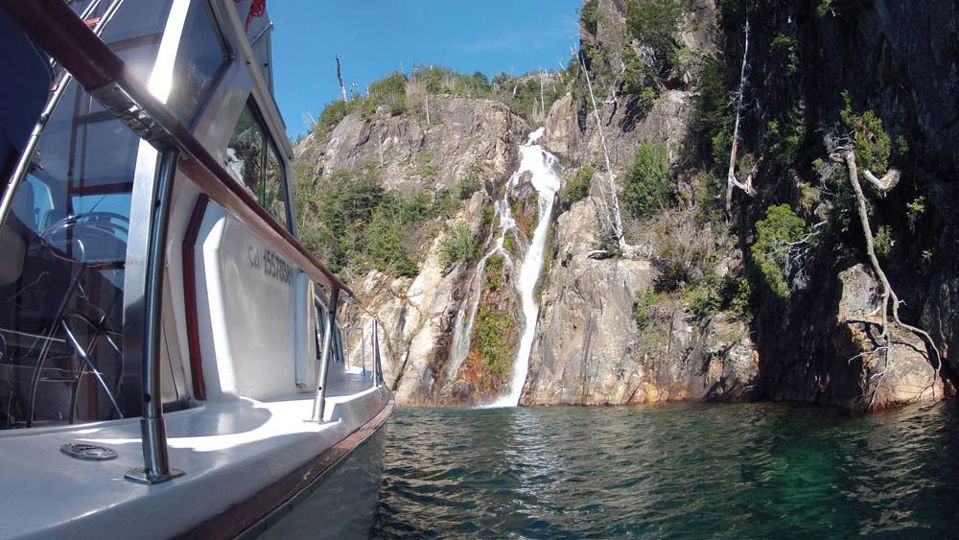 Excursão Lacustre ao Braço Tristeza com Caminhada foto 2