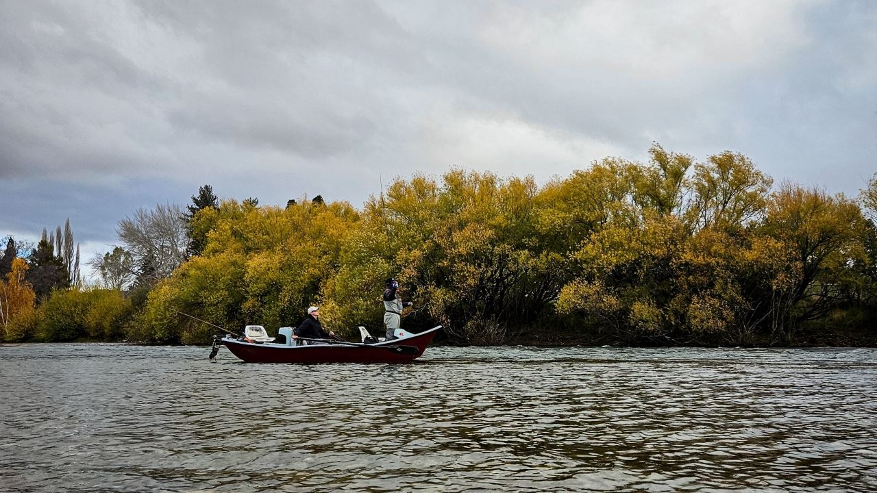 Pesca Com Mosca No Rio Limay (2)