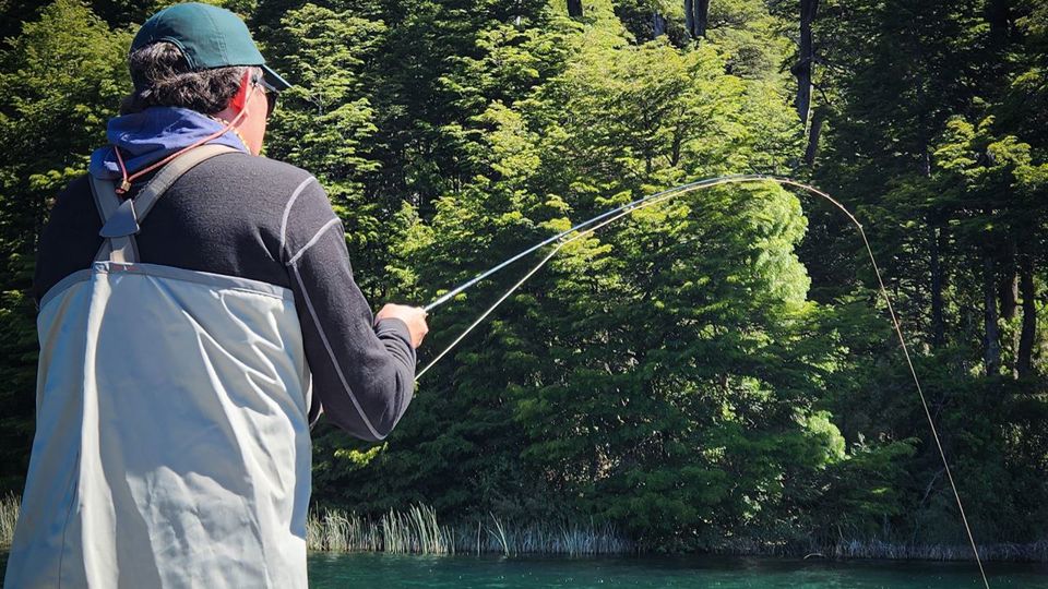 Pesca Com Mosca Nos Lagos Da Patagônia foto 2