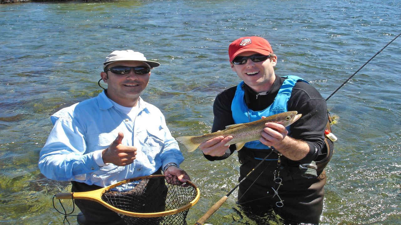 Dia De Pesca Pesca Com Mosca Ou Spinning No Rio Pichi Leufú